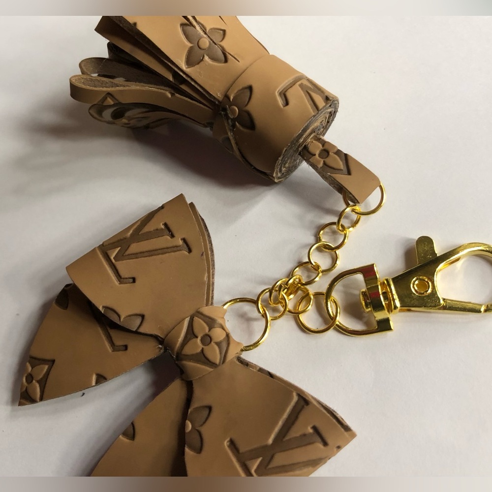 Handmade fashion keychains - Picture 5 of 6
